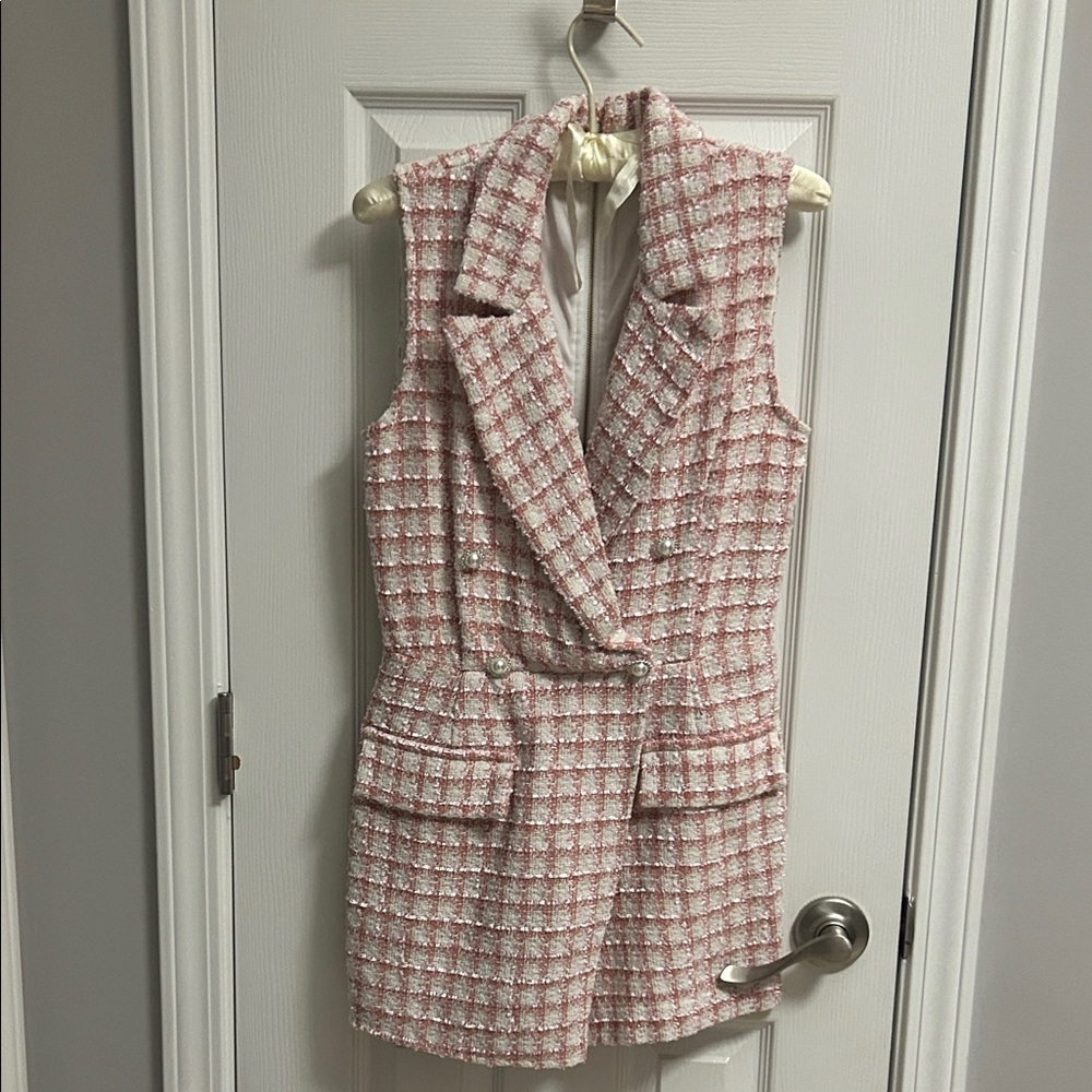 VENUS Pink and White Tweed Sleeveless Vest